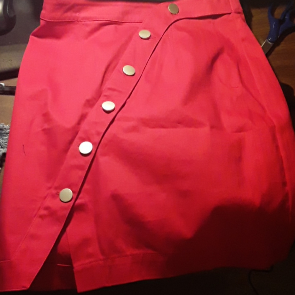 Red skirt